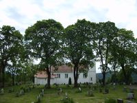 Kirken sett fra vest. Foto: Olve Utne (2007)