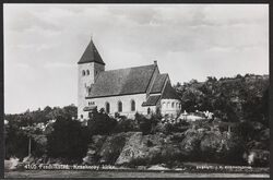 Kråkerøy kirke (1911). Foto: Nasjonalbiblioteket (1920–1930).