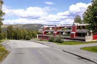 Lavblokk på Gullhaug i Bærum. Foto: Leif-Harald Ruud (2023).