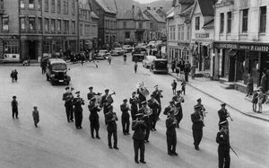 Begravelse i Harstad 1954.jpg