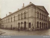 Bankplassen 4, Christiania Theater ble oppført 1837 og revet 1899 Foto: Ukjent