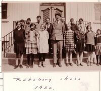 Elevene ved skolen i 1930.