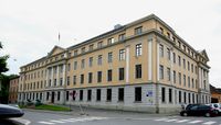 Forsvarsdepartementets gamle bygning i Myntgata i Oslo, oppført 1835, senere påbygd, ark. von Hanno og H.E. Schirmer Foto: Mahlum (2007)