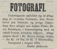 Annonse for fotograf Emilie Andersen. Skiensposten 1874.