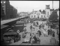 Grønlands torg, sør. Schweigaards gate til venstre. Foto: Torvdirektøren 1935