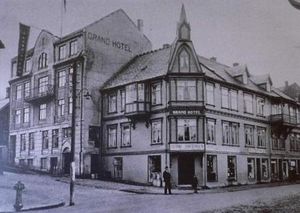 Grand Hotell 1930.jpg