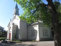 Grefsen kapell fra 1904 er tilknytta kirkegården. Foto: Stig Rune Pedersen (2012)