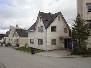 Hålogalands gate 3 (Harstad).jpg