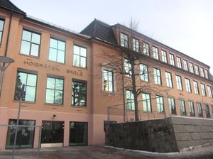 Høybråten skole Oslo 2012.jpg