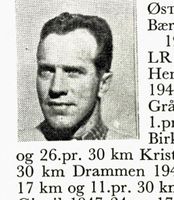 Gardbruker Per Østensen, f. 1916 i Bærum. Langrenn. Foto: Ranheim: Norske skiløpere