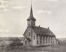 Holla kirke (oppført 1867). Foto: fra boken Holla (Oslo, 1925)