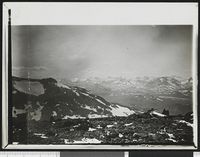 83. Panorama von Knutshulsfjeld aus nach W - no-nb digifoto 20160331 00084 bldsa NGU0177.jpg