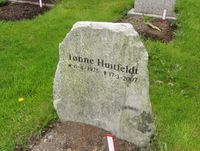 135. Tønne Huitfeldt gravminne.jpg