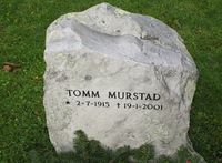Skipioneren Tomm Murstads gravminne. Foto: Stig Rune Pedersen