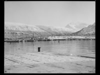 19. Tromsø - no-nb digifoto 20150126 00250 NB MIT FNR 19379.jpg