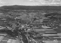 Flyfoto fra sør på 1950-tallet.