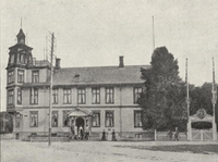 Victoria hotell sett fra Kauffeldts plass. Foto: Fra Gjøvik og omliggende distrikters næringsliv 1914