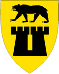 Sarpsborgs byvåpen i moderne stil, basert på gamle segl