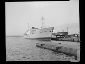 "Buenos Aires" - no-nb digifoto 20150211 00026 NB MIT FNR 13364.jpg