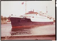 284. "Petter Wessel" i Fredrikstad. - no-nb digifoto 20160511 00099 NB NKF P 01 A 007.jpg