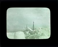 45. "Veslekari-ekspedisjonen", 1928. "Veslekari" i skruis - no-nb digifoto 20160121 00009 bldsa veslekari p11.jpg