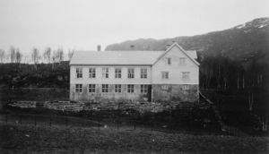 Åfjorddalen skule.jpg