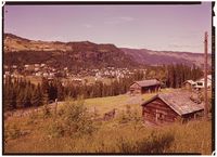 32. Ål i Hallingdal. - no-nb digifoto 20160512 00221 NB NKF P 04 09 010.jpg