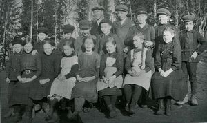 Åmot skole 1914.jpg