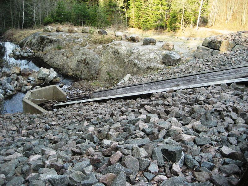 Fil:Åmotdammen2.JPG