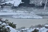 Årsetøya ein kald dag