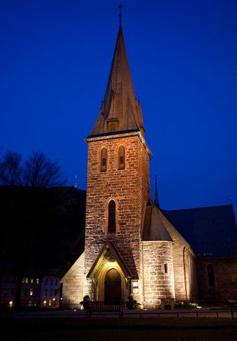 Årstad-kirke-Bergen.jpg
