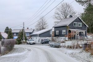 Ås Måltrostveien 231205.jpg