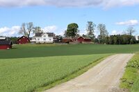 Vestre Østby gård. Foto: Leif-Harald Ruud (2025).