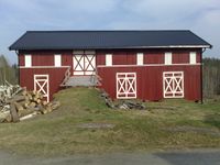 Låven på bnr. 4. Foto: Trond Nygård (2011).