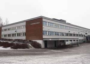 Østerås ungdomsskole.JPG