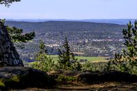 Utsikt vestover fra Bjønnåsen i Rælingen. Foto: Leif-Harald Ruud (2024).