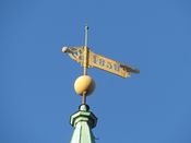 Årstallet 1858 er markert i spiret på Østre Aker kirke, året for ferdigstillelsen bygningsmessig. Foto: Stig Rune Pedersen