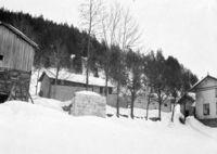 Øvre Haugane 1926. Bygging av nytt uthus