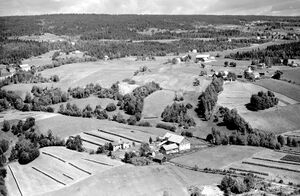 Øvre Huse i 1956. 0414-00421.jpg