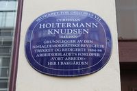 Øvre Slottsgate 6: Christian Holtermann Knudsens trykkeri. 59.911648° N 10.741075° Ø