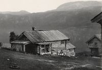 11. Øvrebø Nordre, Telemark - Riksantikvaren-T170 01 0090.jpg
