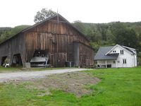 Øyfoss Bruk i Folkestadbyen med bustadhus 2019
