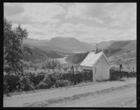 79. Øylo med utsikt over Vangsmjøsen - no-nb digifoto 20151125 00081 NB MIT FNR 08907.jpg