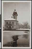 Fra bassenget på toppen. Foto: Mittet & Co. (1905–1910).