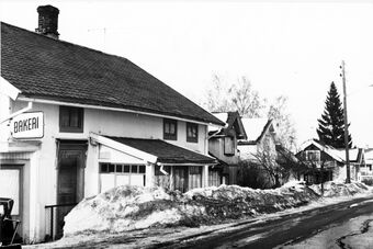 0417-12723 Østlund bakeri i Stange.jpg