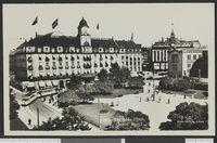 372. 1065 Oslo. Eidsvolds Plass, Grand Hotel - no-nb digifoto 20151106 00137 bldsa PK07880.jpg