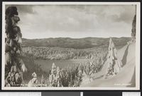 224. 10 Utsikt fra Skjennungshytten - no-nb digifoto 20151020 00350 bldsa PK04600.jpg