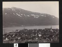 160. 1143. Tromsø. Panorama II panorama - no-nb digifoto 20160108 00256 bldsa AL1143.jpg