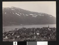 159. 1143. Tromsø. Panorama II panorama - no-nb digifoto 20160108 00256 bldsa AL1143.jpg
