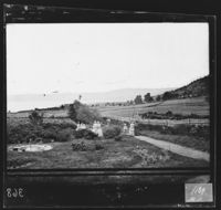 3. 1189. Parti av Hurdalen fra Huset mod Sydvest. 8. pers - NB bldsa OTO0368 A.jpg